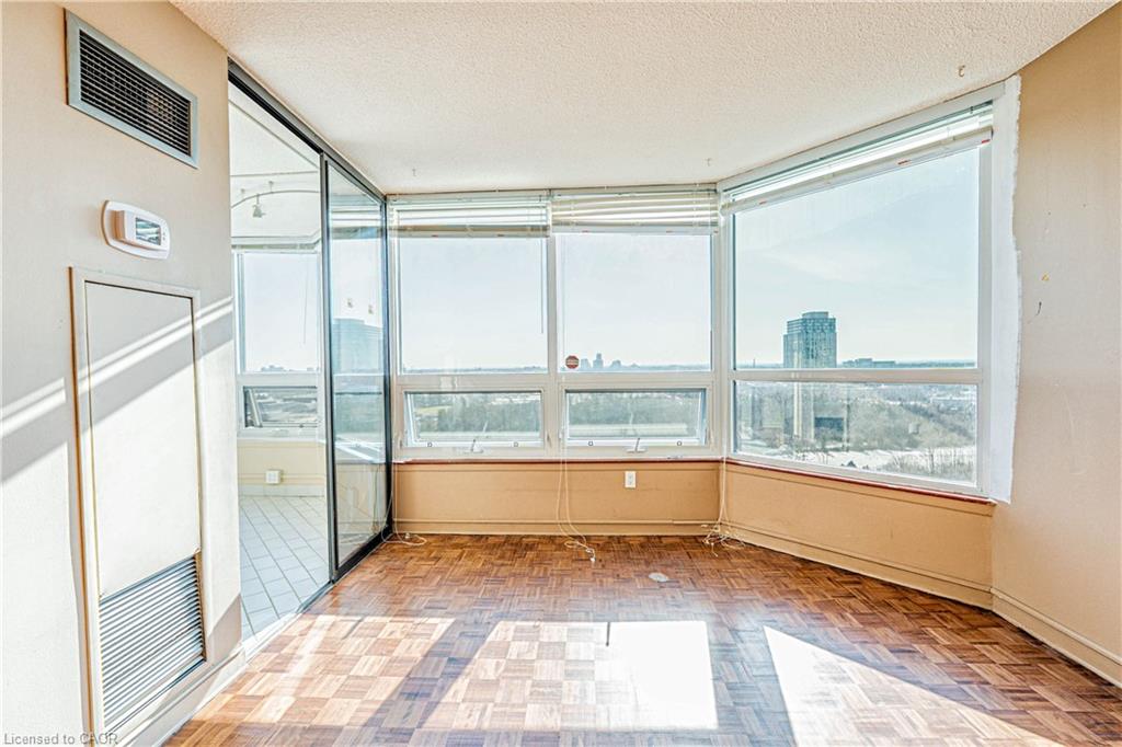 1503-8 Lisa Street Property Photo 15