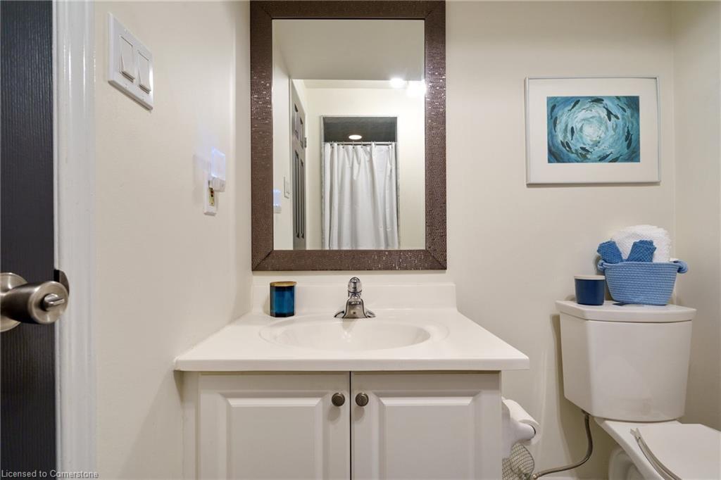 637 Amelia Crescent Property Photo 42