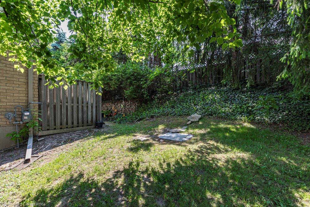 1-31 Moss Boulevard Property Photo 23