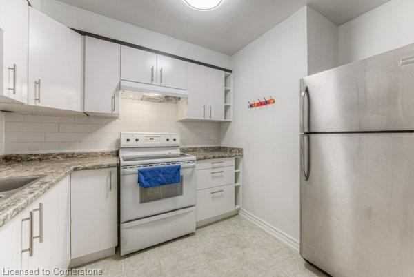 301e Bluevale Street N Property Photo 7