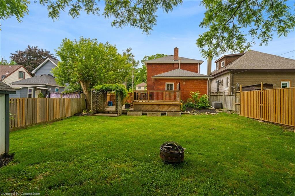 23 Drummond Street Property Photo 41
