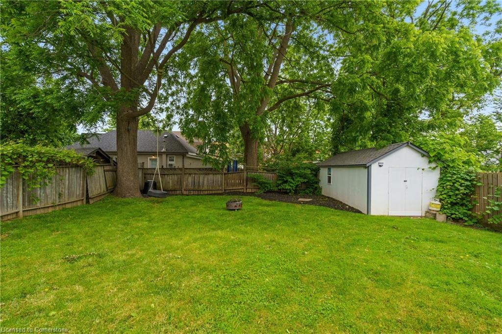 23 Drummond Street Property Photo 43