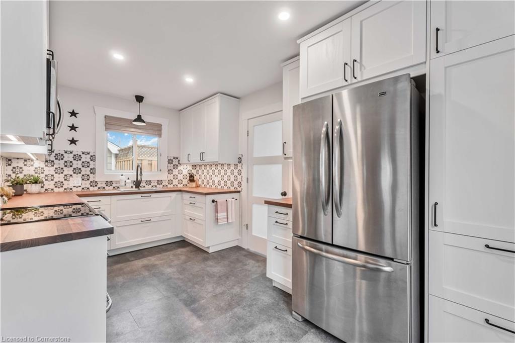 433 Davis Street Property Photo 10