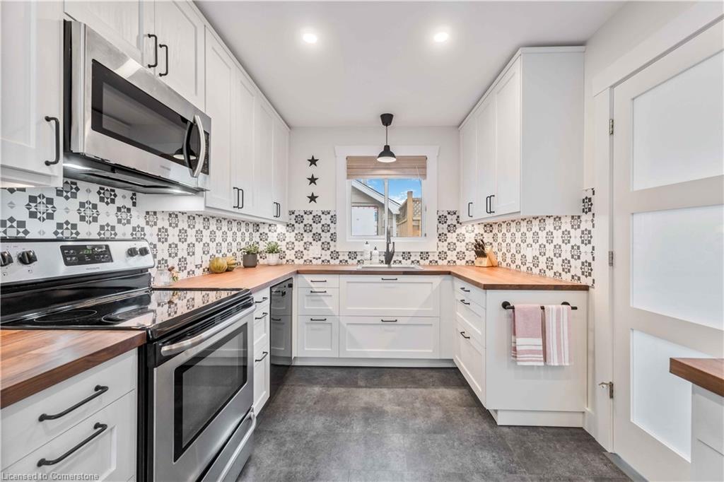 433 Davis Street Property Photo 13