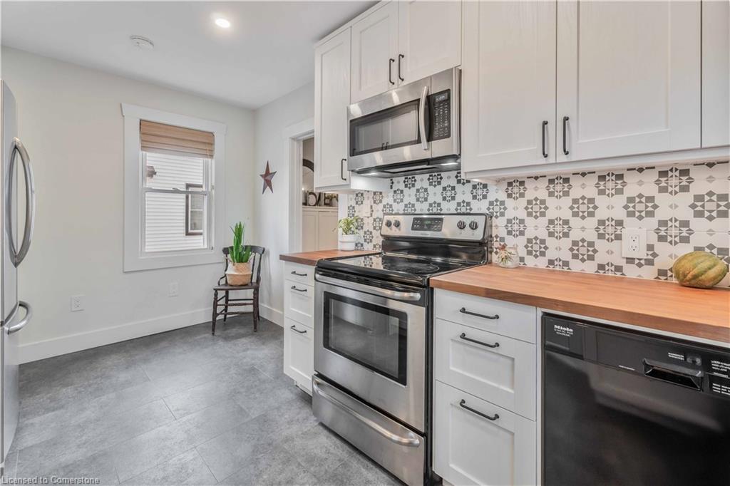 433 Davis Street Property Photo 16