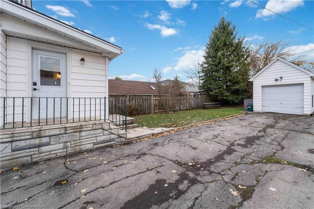 433 Davis Street Property Photo 28