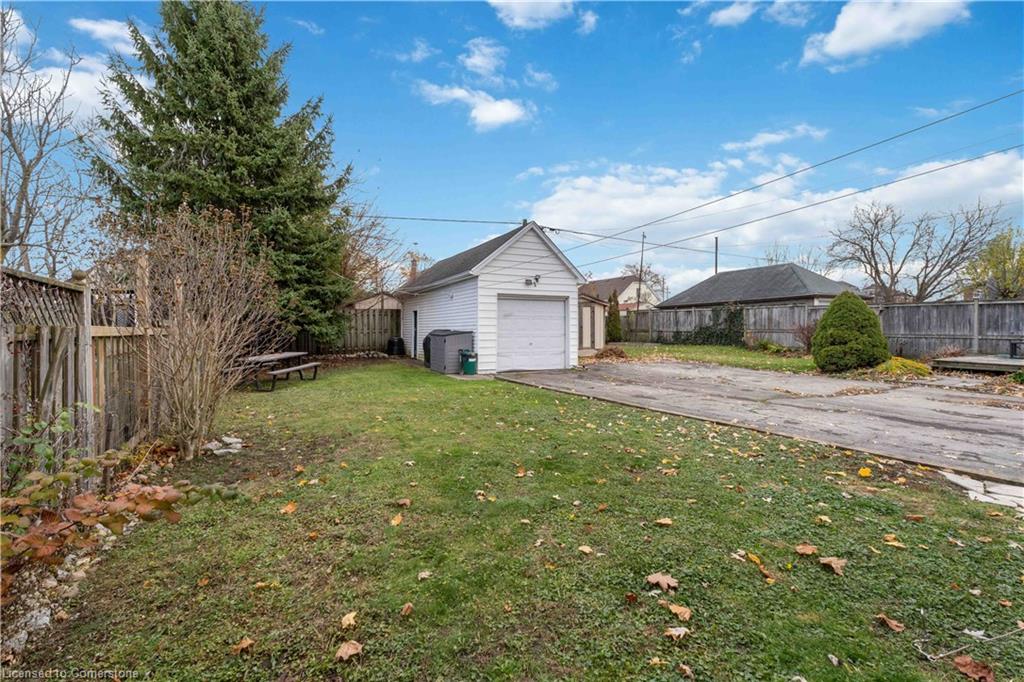 433 Davis Street Property Photo 29