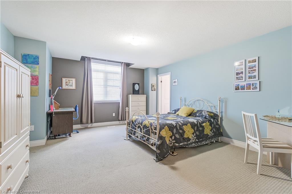 18 Flanders Road Property Photo 27