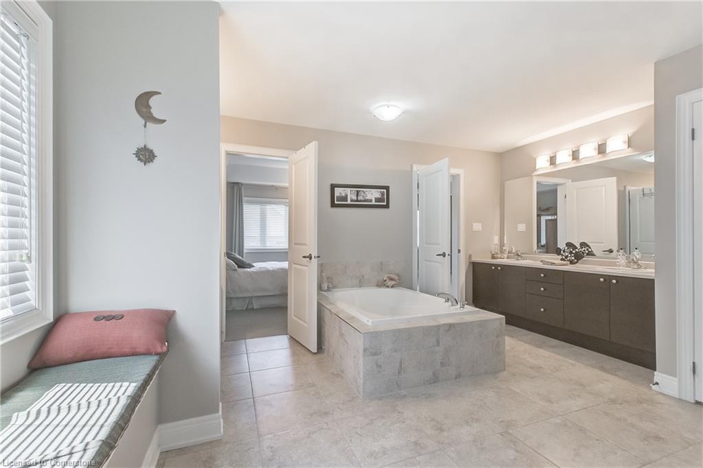 18 Flanders Road Property Photo 32