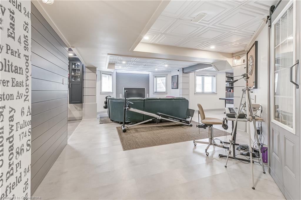 18 Flanders Road Property Photo 35