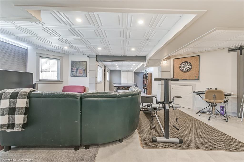 18 Flanders Road Property Photo 36