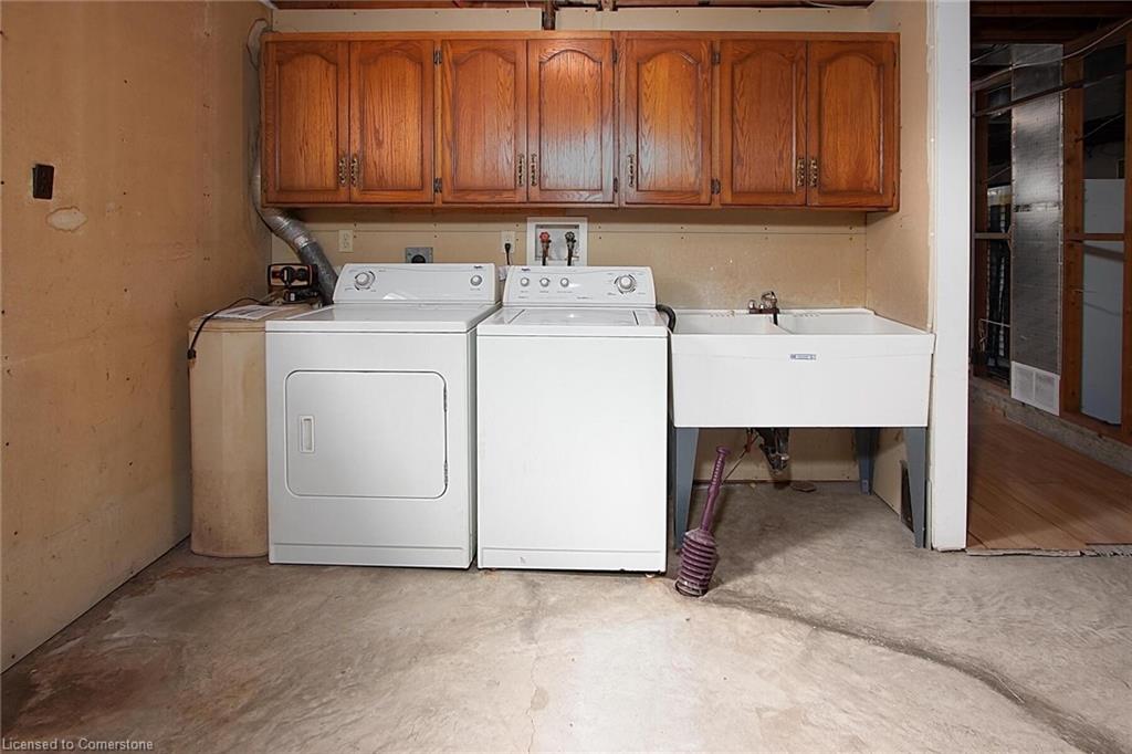 670 Davidson Avenue N Property Photo 20