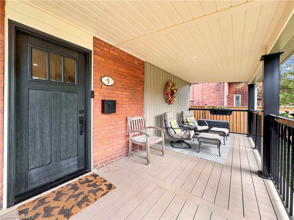 5 Hawarden Avenue Property Photo 2