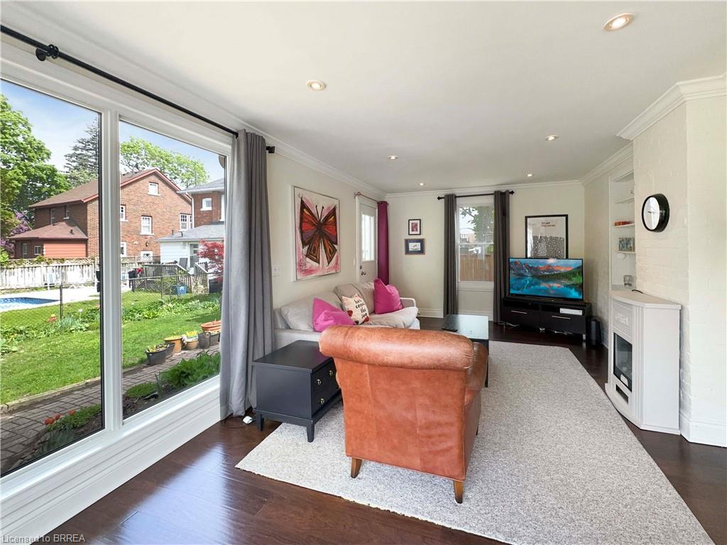 5 Hawarden Avenue Property Photo 10