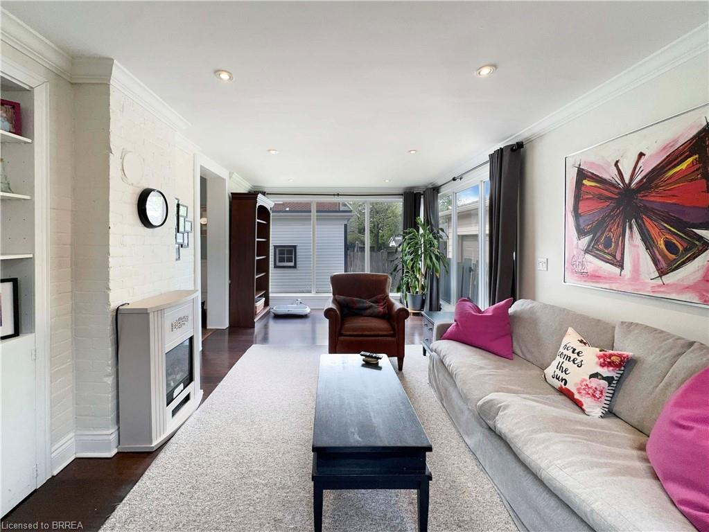5 Hawarden Avenue Property Photo 11