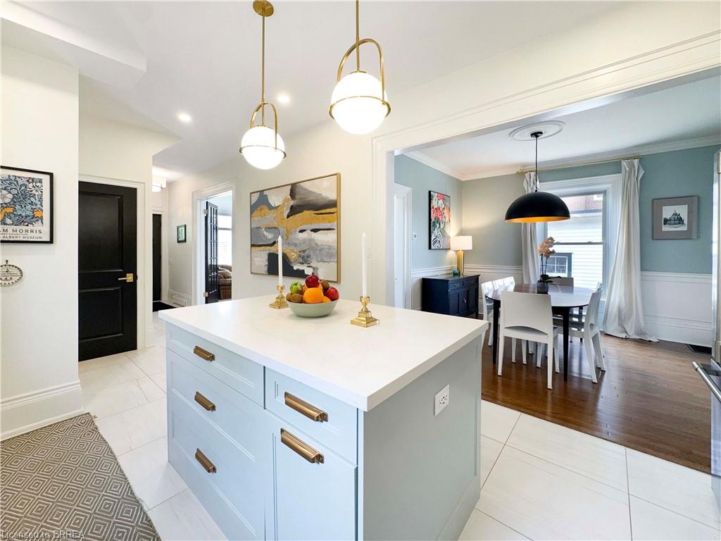 5 Hawarden Avenue Property Photo 18