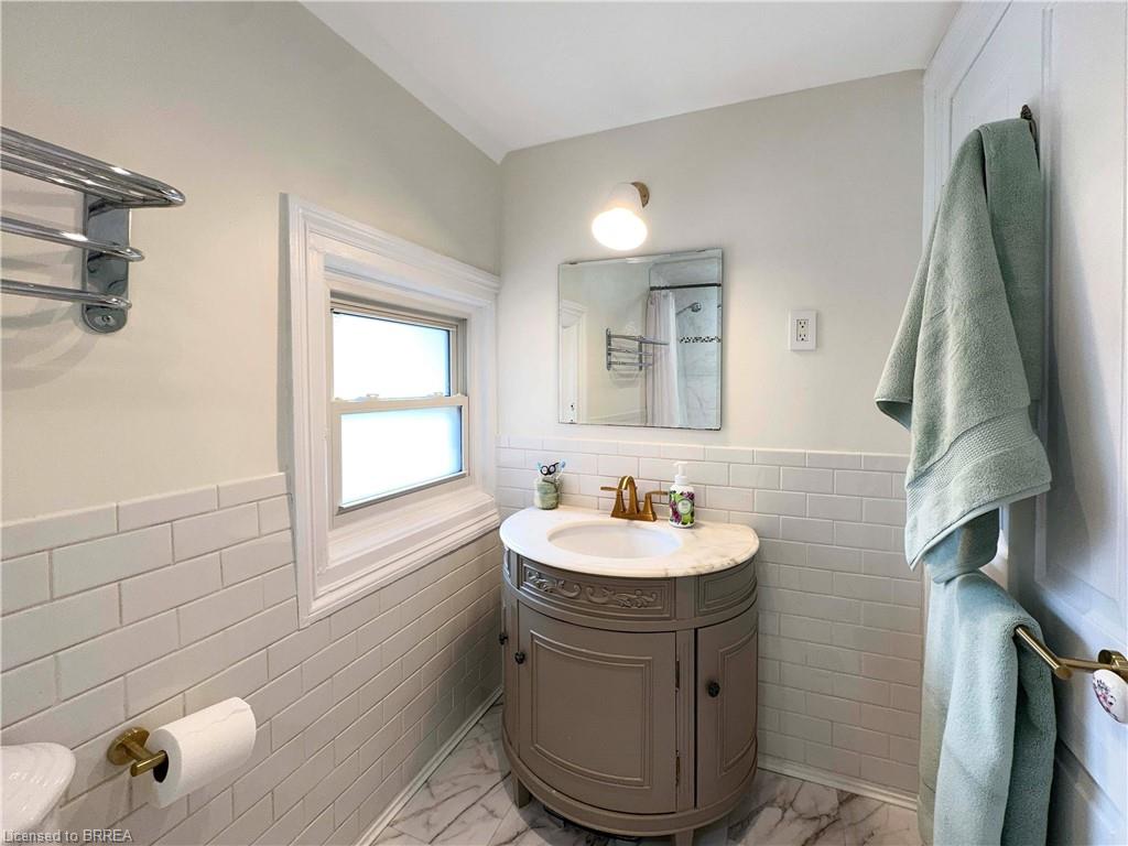 5 Hawarden Avenue Property Photo 27