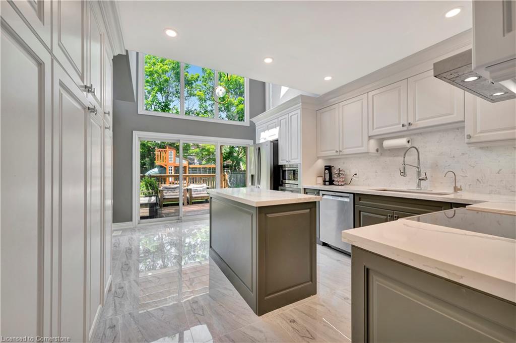 305 Wiltshire Place Property Photo 8