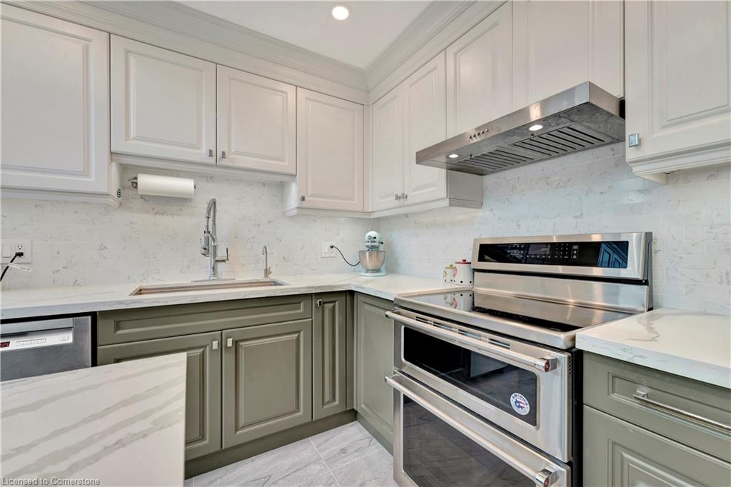 305 Wiltshire Place Property Photo 10