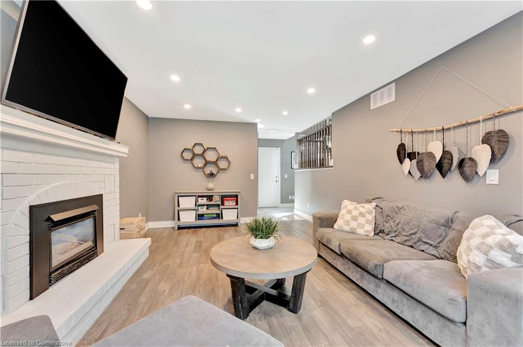 305 Wiltshire Place Property Photo 18