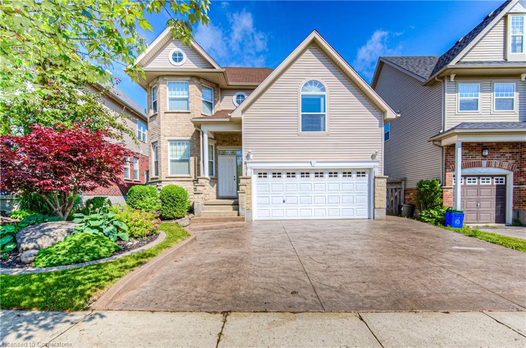 552 Altheim Crescent