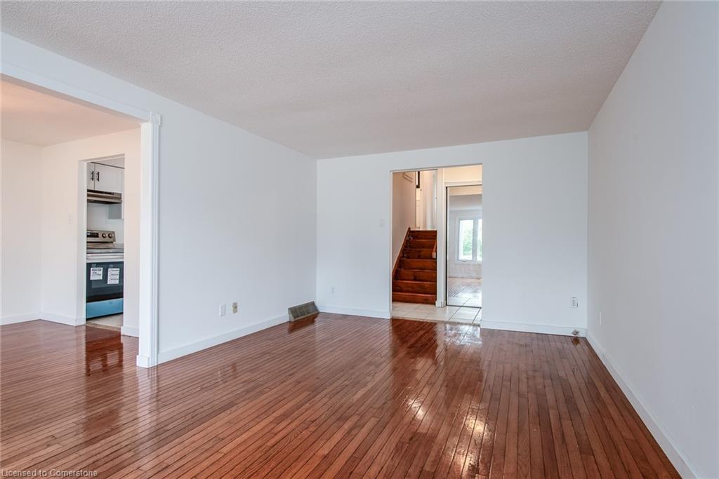 227 Blackhorne Drive Property Photo 9