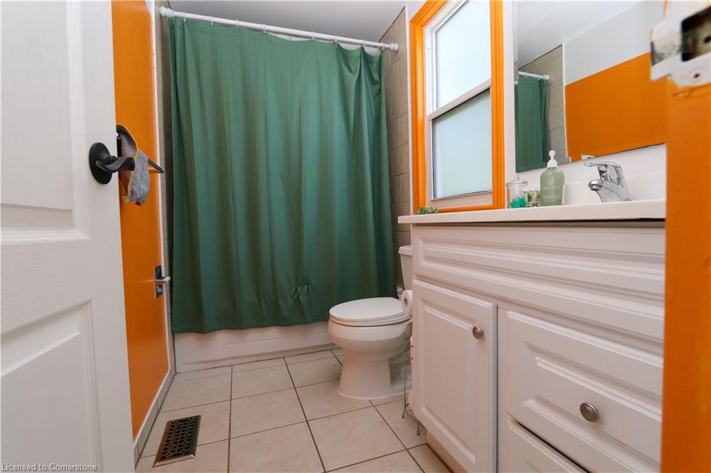 1-423 Keats Way Property Photo 12