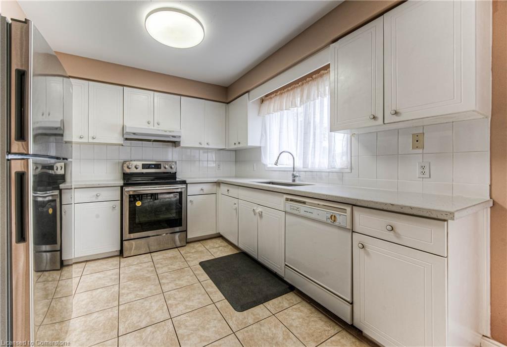 142 Westforest Trail Property Photo 15