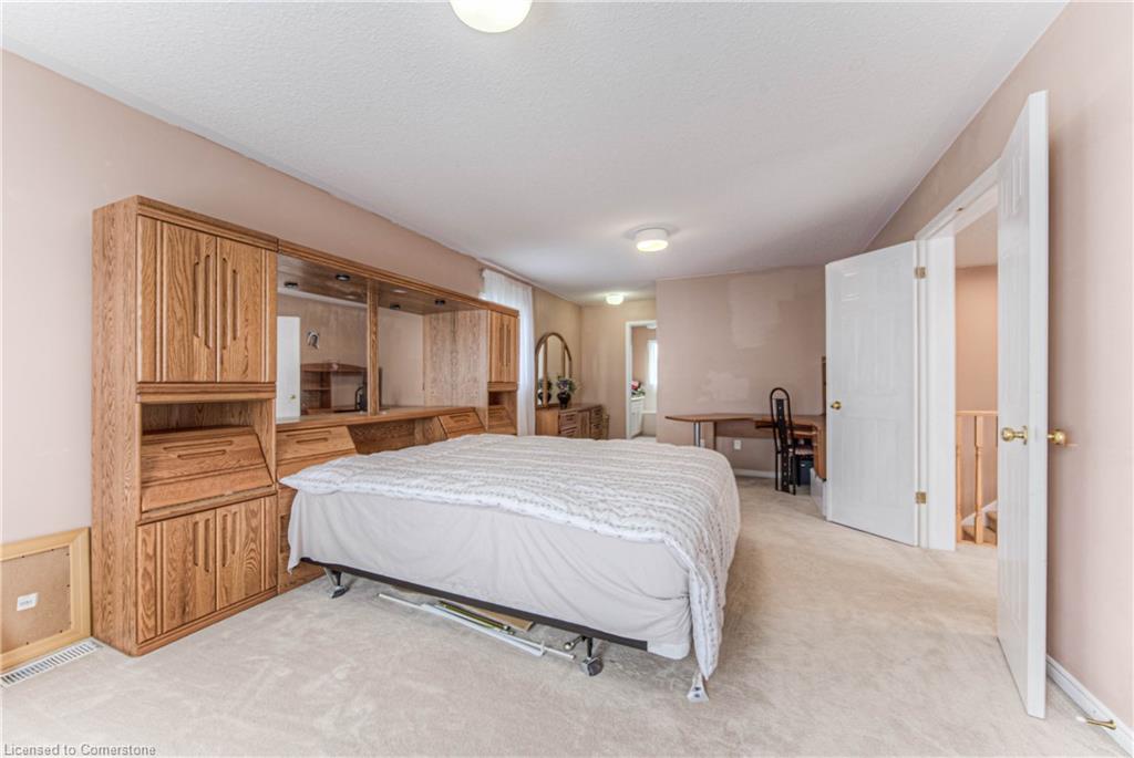 142 Westforest Trail Property Photo 23