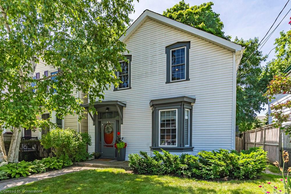 132 Park Street W Property Photo 1