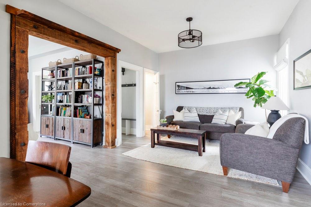 132 Park Street W Property Photo 12