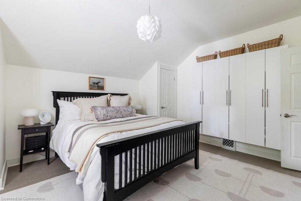 132 Park Street W Property Photo 25