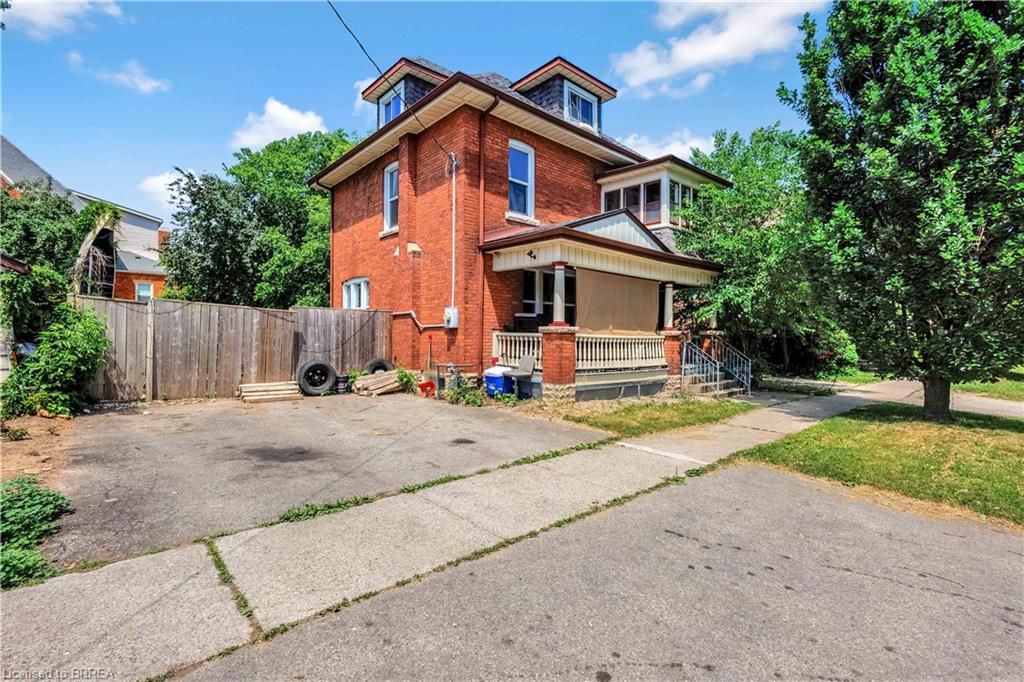 94 Peel Street Property Photo 1