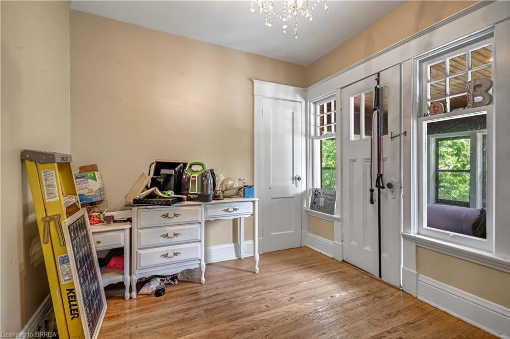 94 Peel Street Property Photo 10