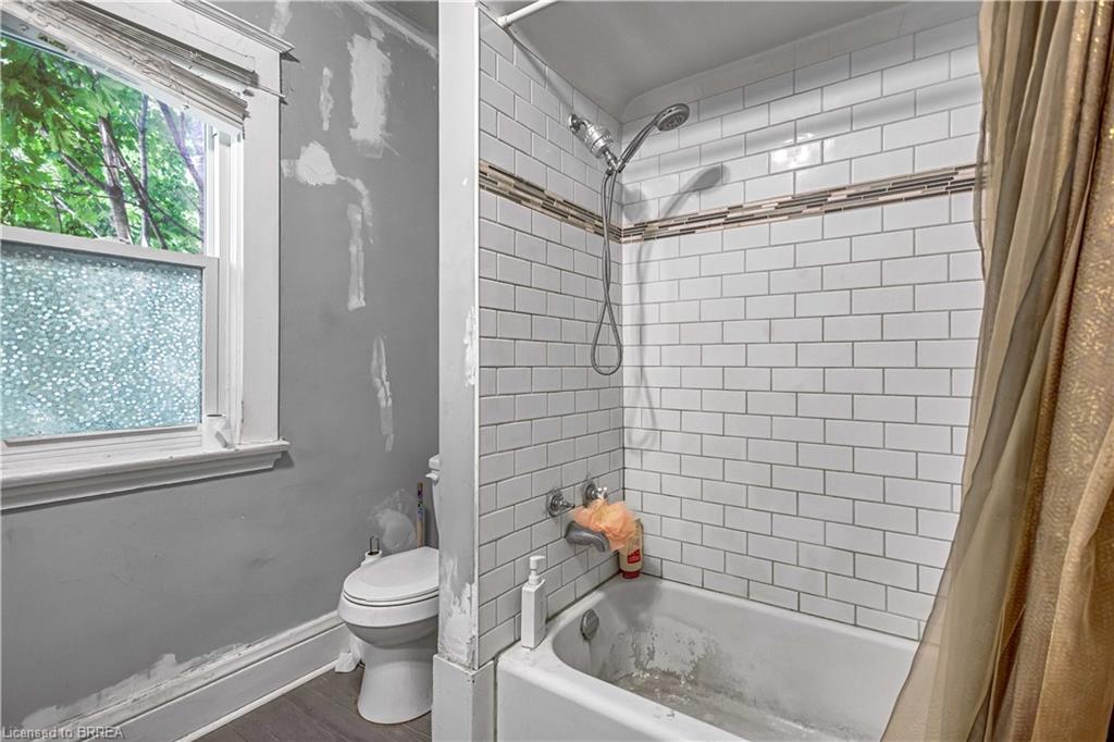 94 Peel Street Property Photo 12