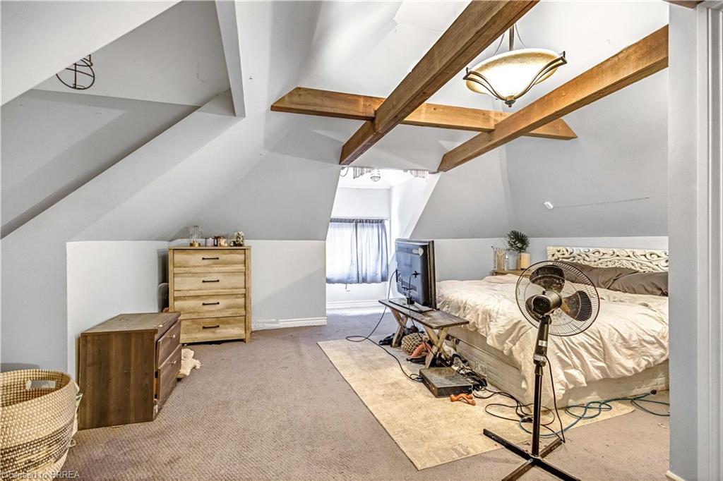 94 Peel Street Property Photo 13