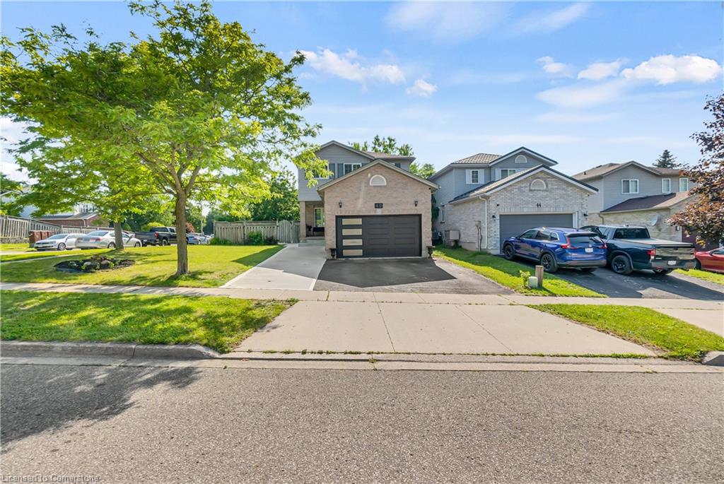 40 Alderson Drive Property Photo 2