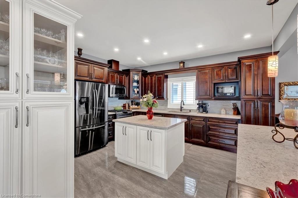 89 Eleanor Avenue Property Photo 6