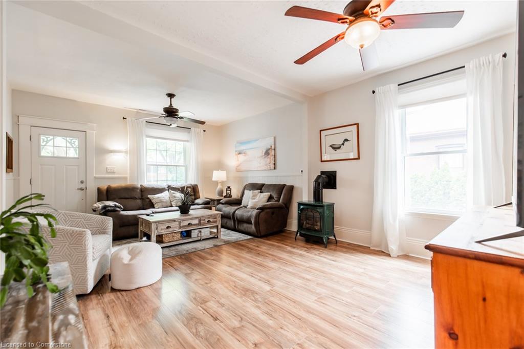 163 Campbell Street Property Photo 4