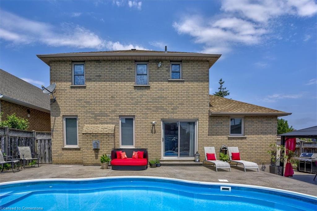 162 Locheed Drive Property Photo 8