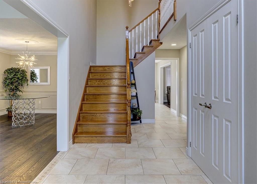 162 Locheed Drive Property Photo 12