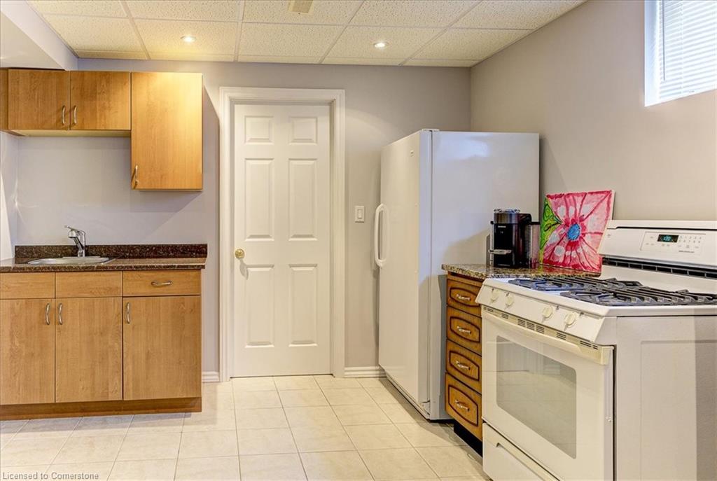 162 Locheed Drive Property Photo 40