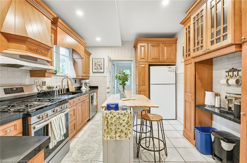 285 Bay Street N Property Photo 15