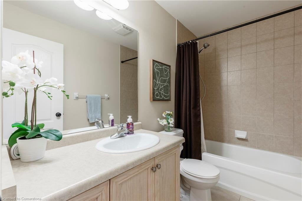 56 Marina Point Crescent Property Photo 41