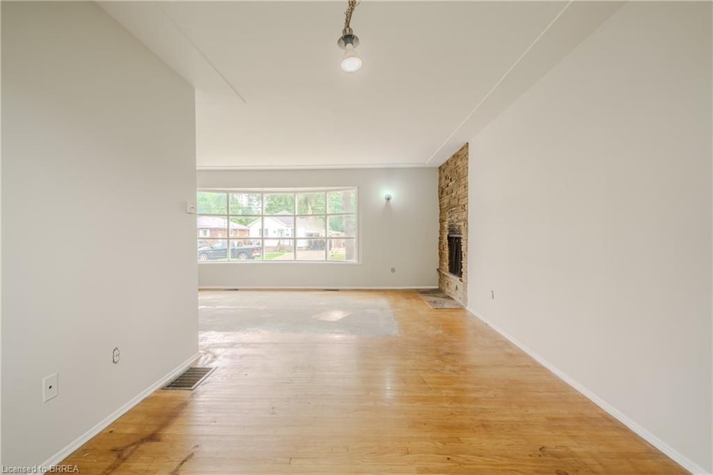 234 Grand Street Property Photo 6