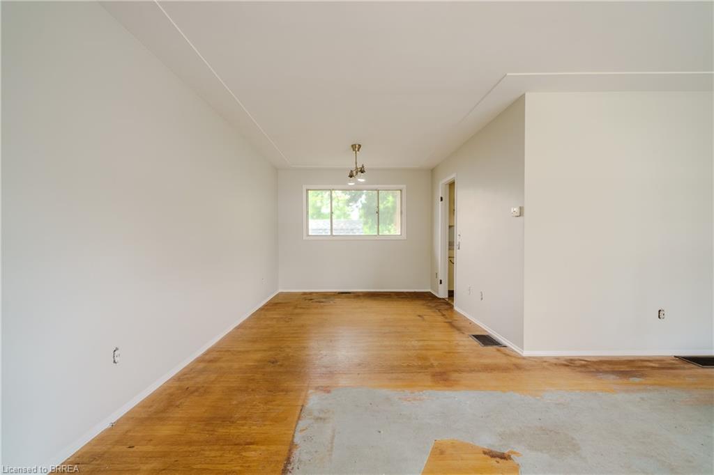 234 Grand Street Property Photo 7