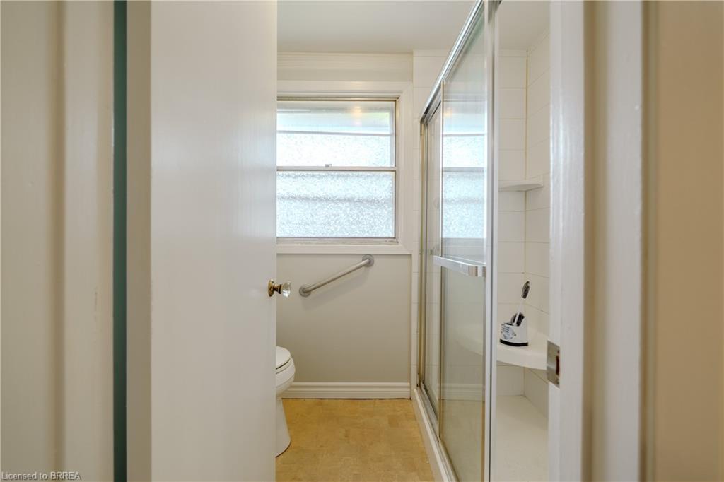 234 Grand Street Property Photo 17