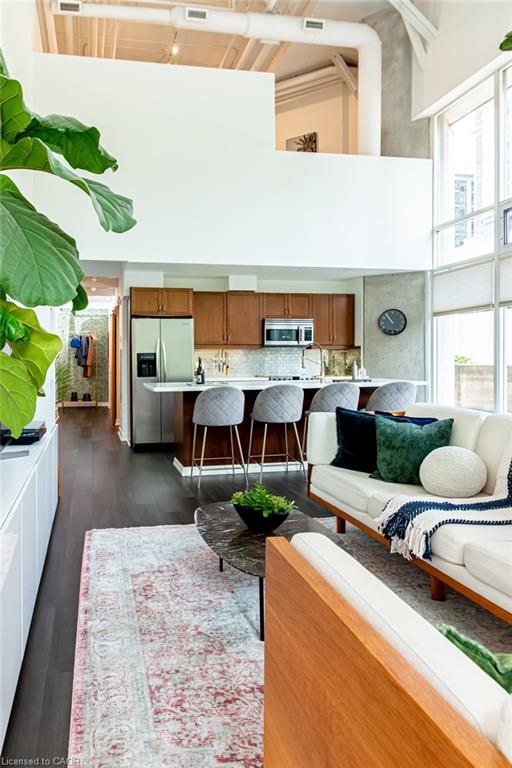 102-66 Bay Street S Property Photo 13