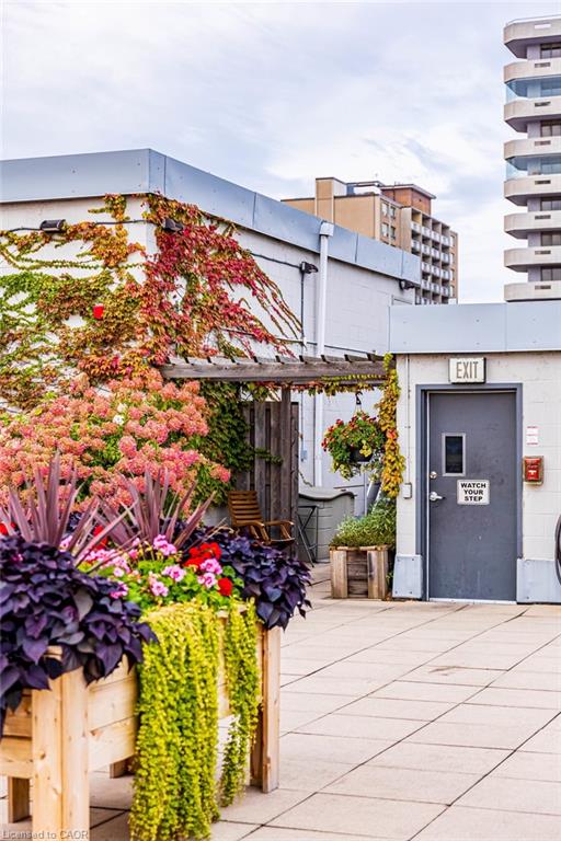 102-66 Bay Street S Property Photo 29