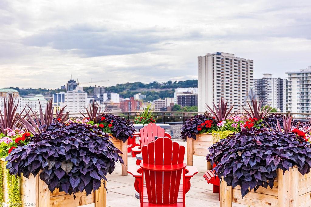 102-66 Bay Street S Property Photo 30